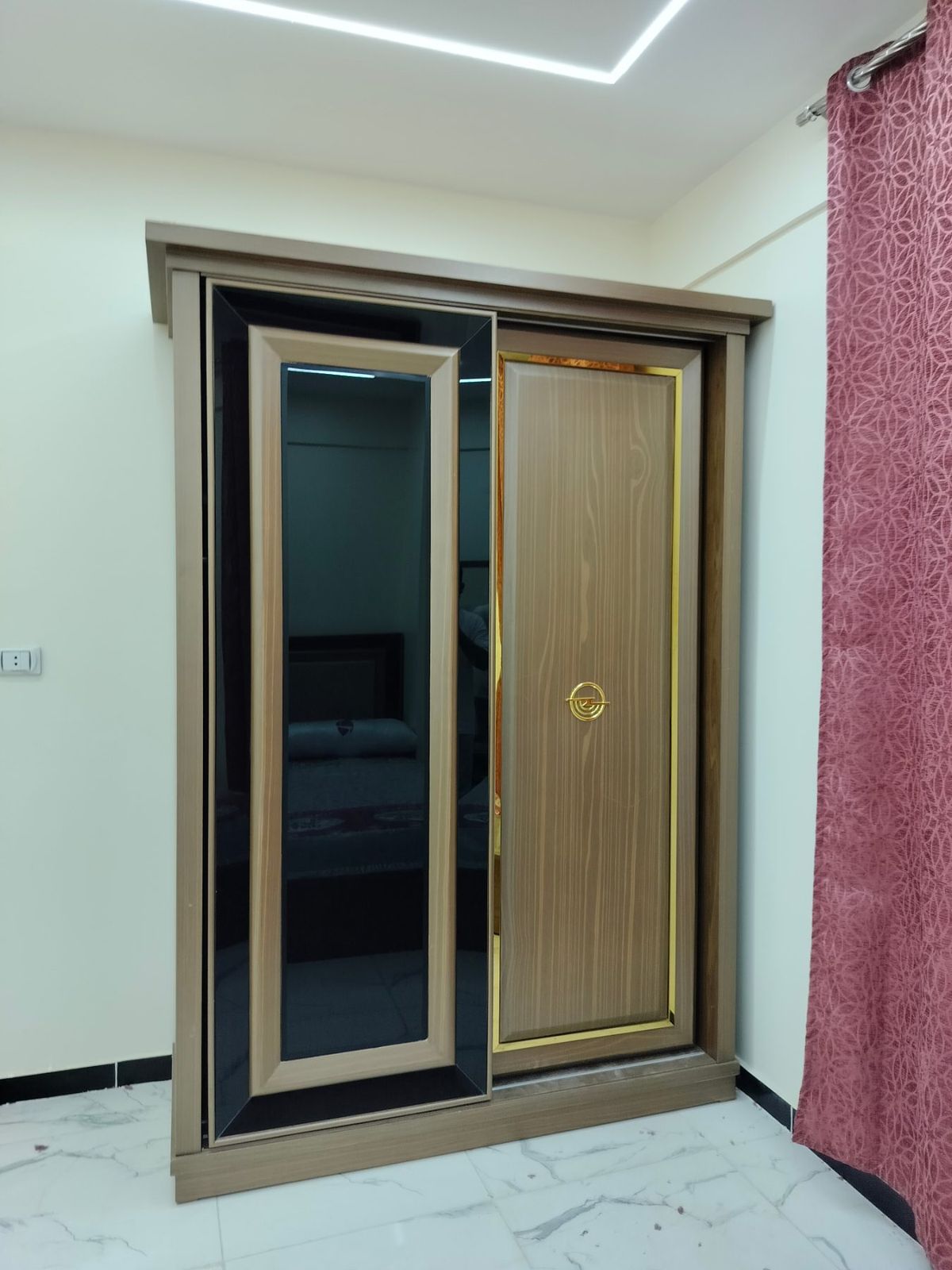 Single Studio 2