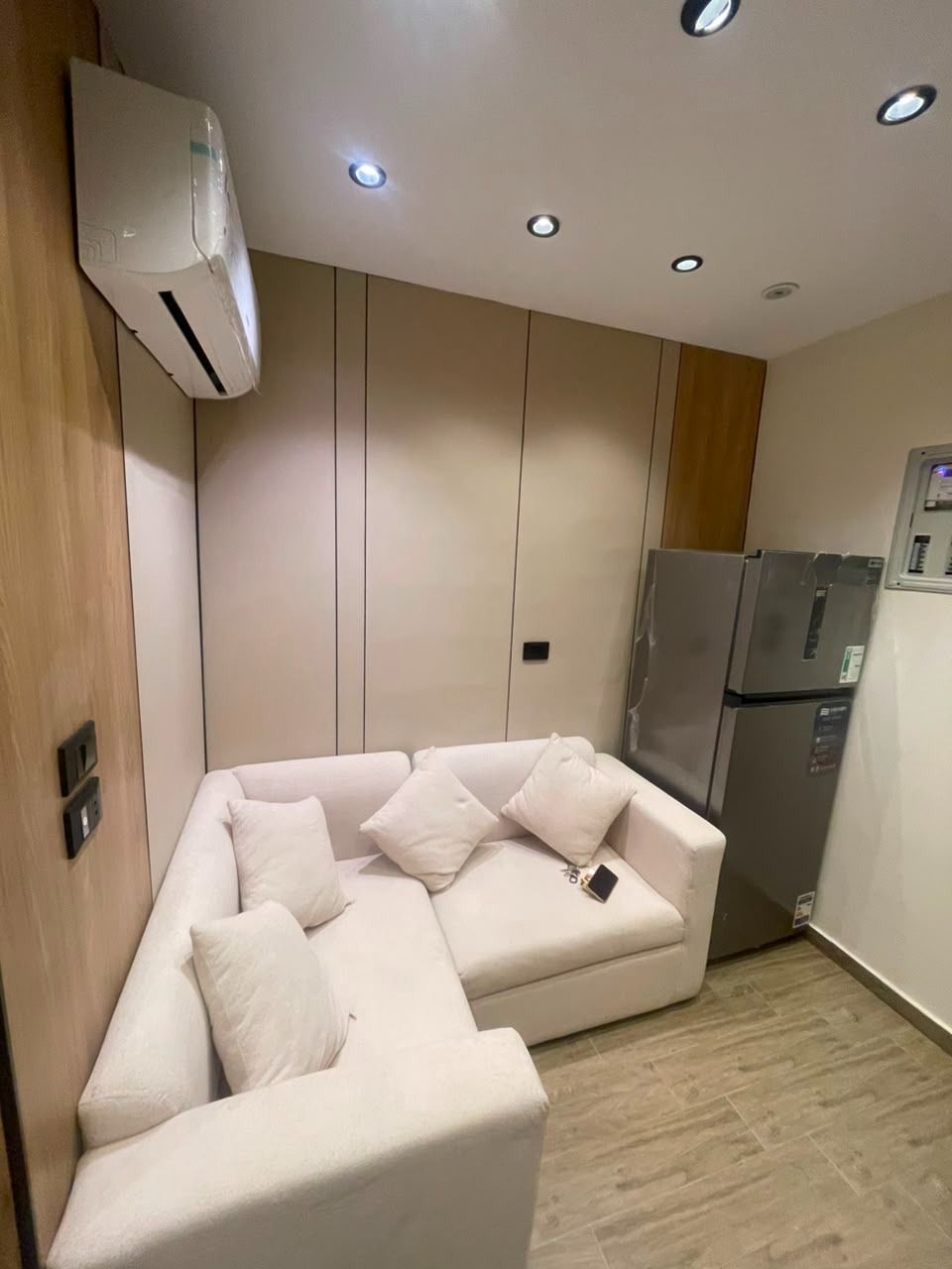 Suite 2