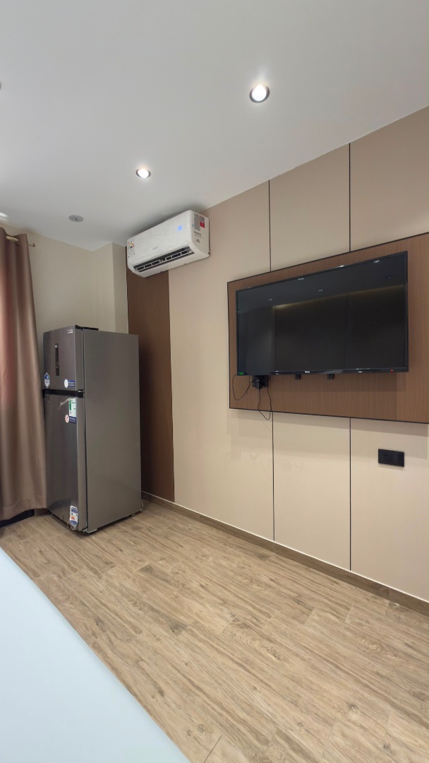 Single Studio 2